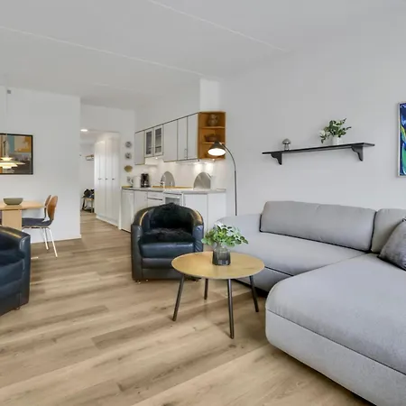 Apartamento I Stueetagen Med Gratis Internet Sj3105